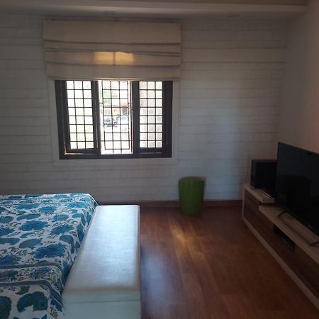 Terrace Abode Apartment มังคาลอร์ ภายนอก รูปภาพ
