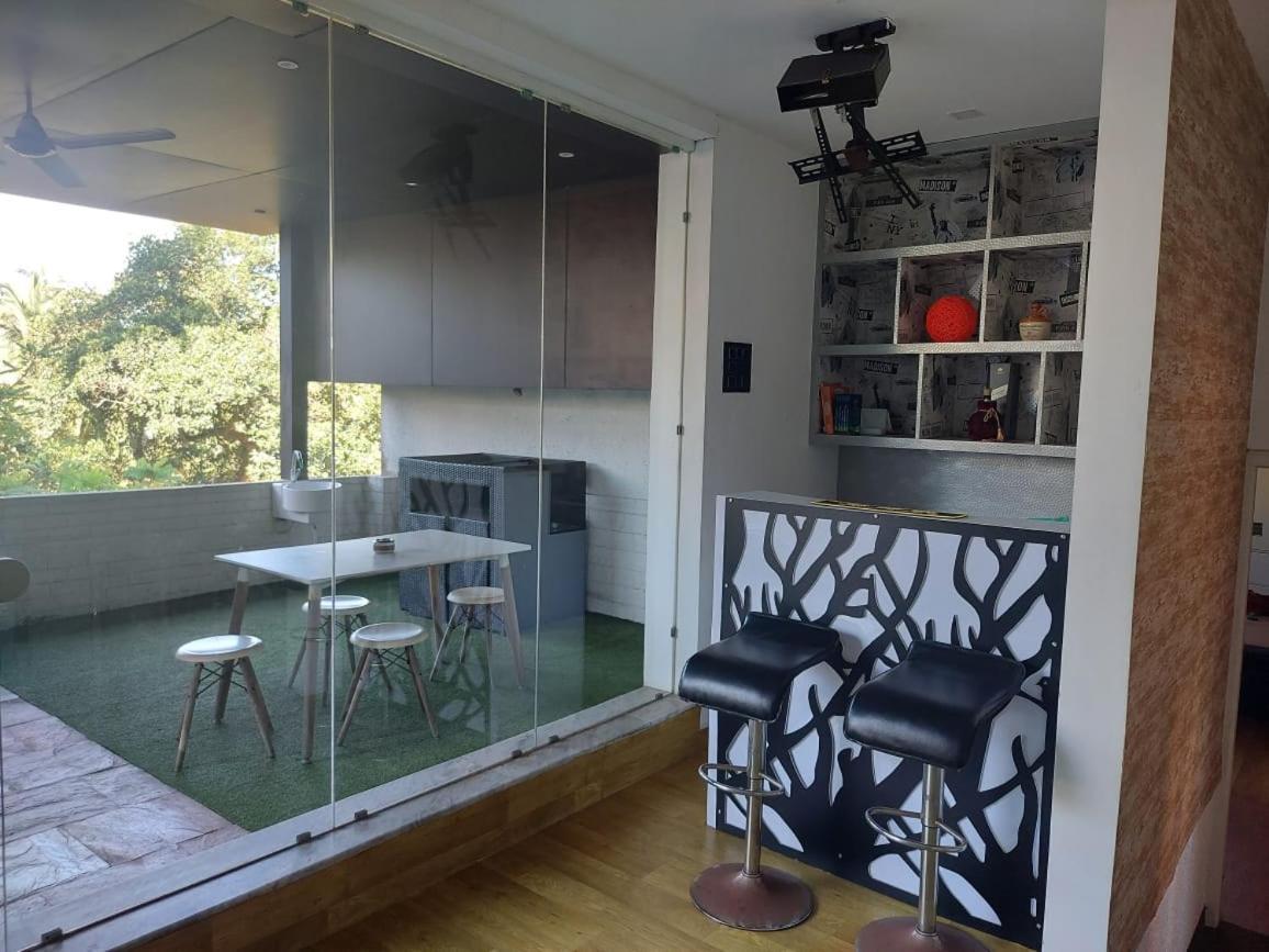 Terrace Abode Apartment มังคาลอร์ ภายนอก รูปภาพ