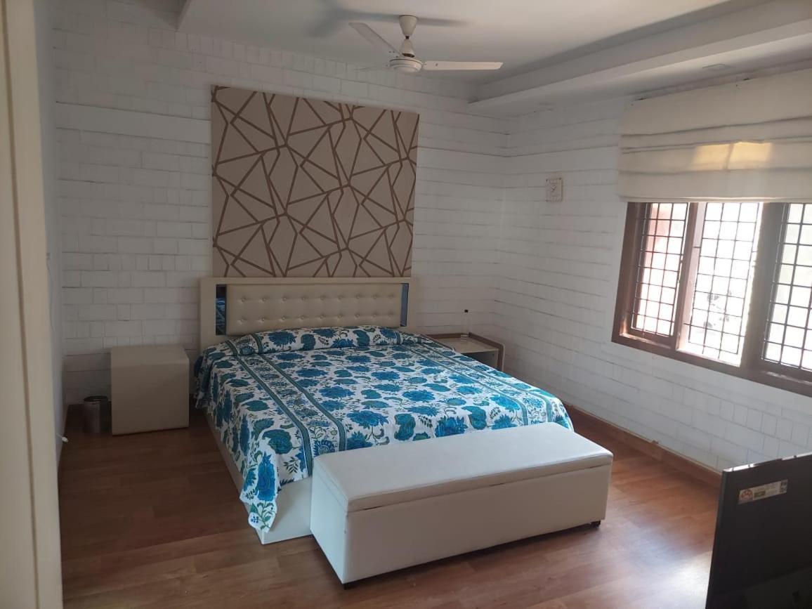 Terrace Abode Apartment มังคาลอร์ ภายนอก รูปภาพ